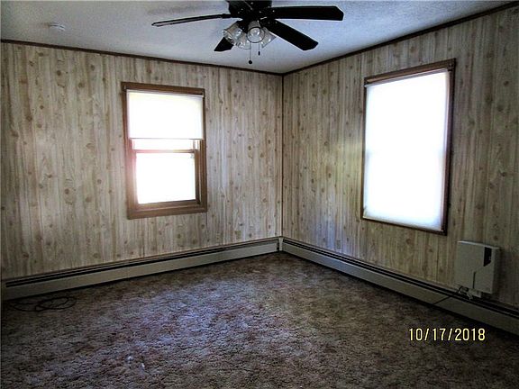 5th image of 7 Bowen Ct