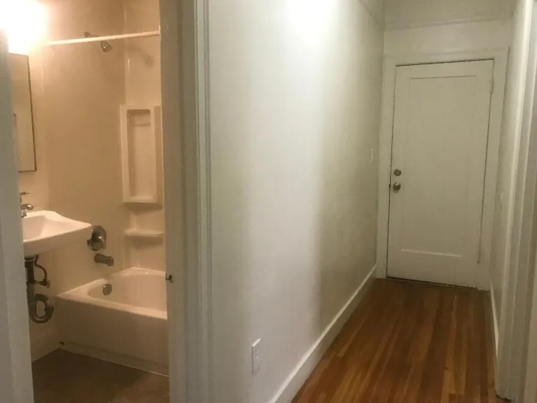 1810 Euclid Ave #5 — Photo 4