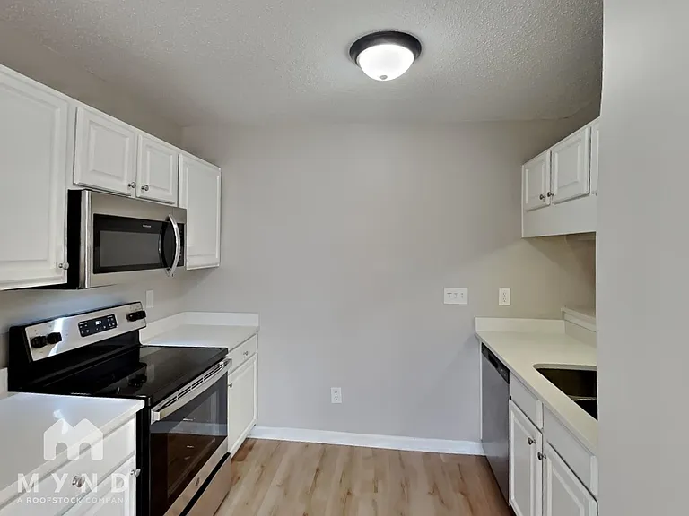 1848 Mission Oaks St — Photo 4