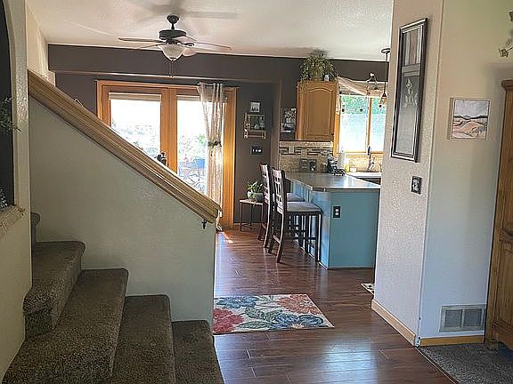 2nd image of 3824 Kremmling Dr