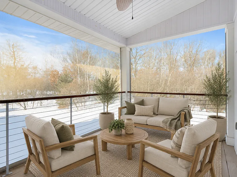 Gorgeous maintenance free deck with automatic screens to keep the bugs away.