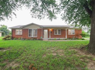 9527 E 34th St, Tulsa, OK 74145