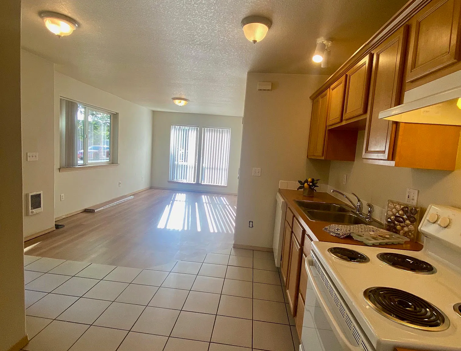 1 bed, 680 sqft, $1,250 — Photo 4