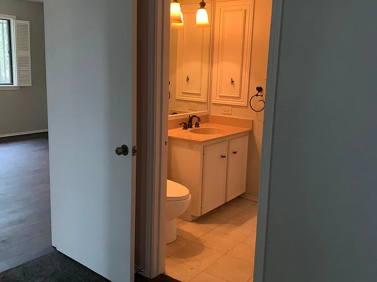 2328B Hartford Rd #B — Photo 21