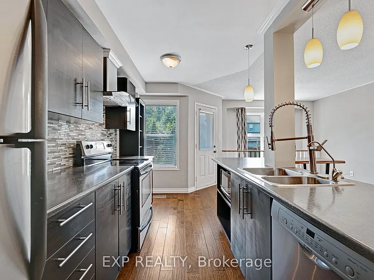 117 Mugford Rd — Photo 6