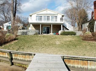 40 Johnson Rd, Pasadena, MD 21122