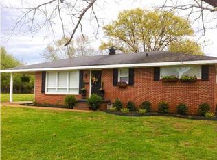 1609 Fords Way, Muscle Shoals, AL 35661