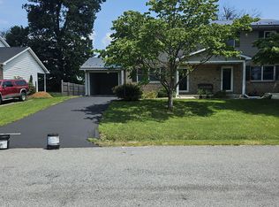 14786 Sherwood Dr, Greencastle, PA