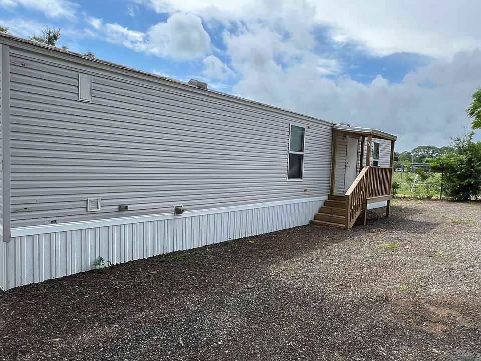 1st image of 725 N Navy Blvd #7