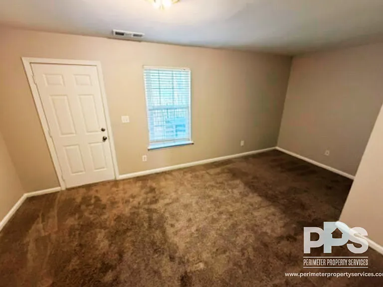 6764 Blackstone Pl — Photo 11