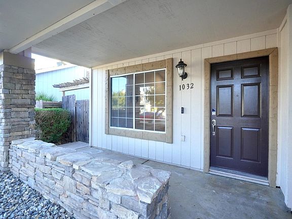 5th image of 1032 Carpinteria Dr