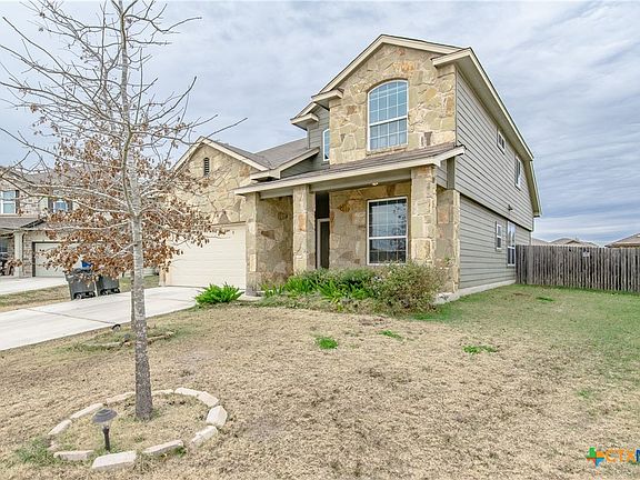 3rd image of 2231 Hawk Dr