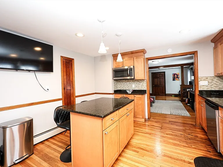 65 Clifford St #2 — Photo 1