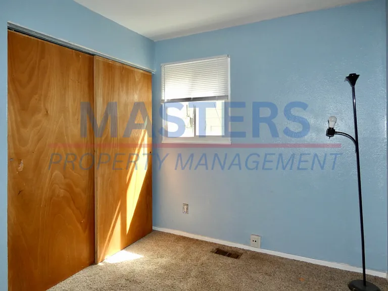 3907 Donegal Ln — Photo 29