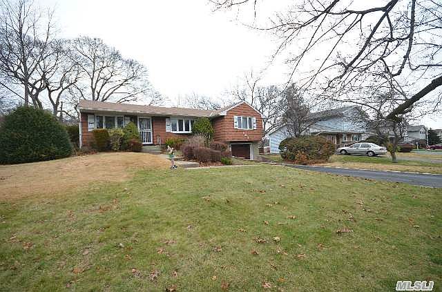 1st image of 163 Boxwood Dr
