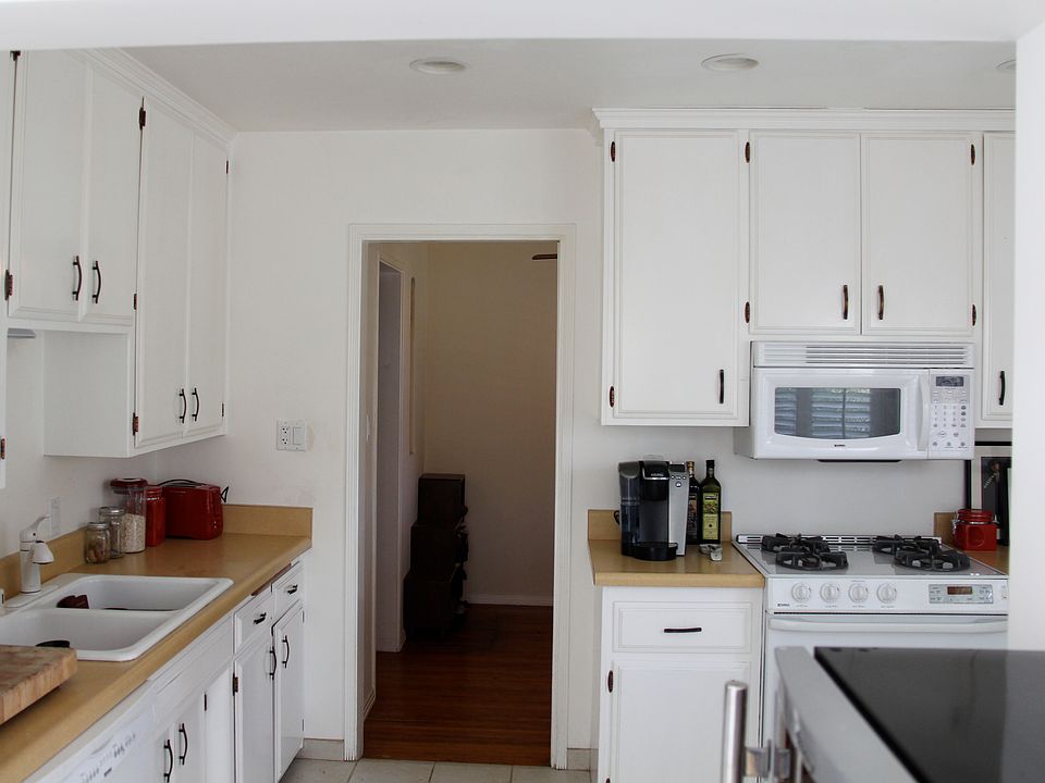 Large Kitchen Space
