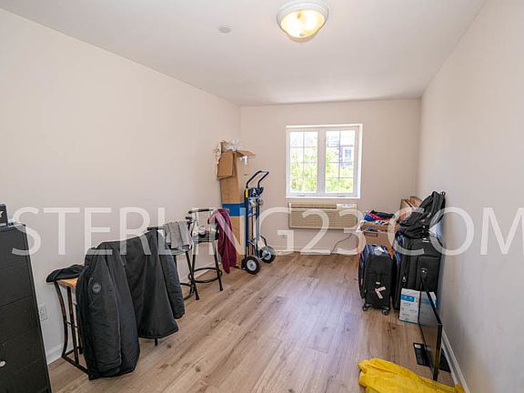 5th image of 27-16 12th St #D2
