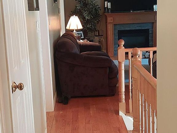 5th image of 167 Williamson Dr