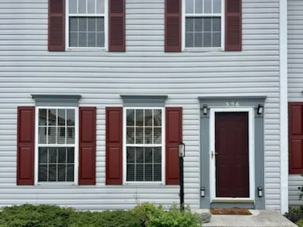 556 Downington Ct, Harrisburg, PA 17112