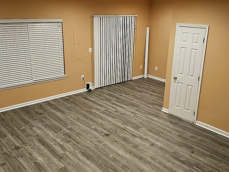 4130 Leclair Ct — Photo 12