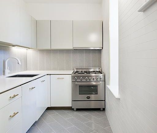 3rd image of 50 Orange St APT 5C