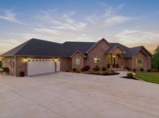 577 Box House Rd, Belvidere, TN 37306
