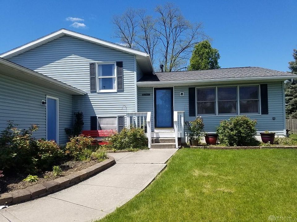 1st image of 835 Meyers Ct