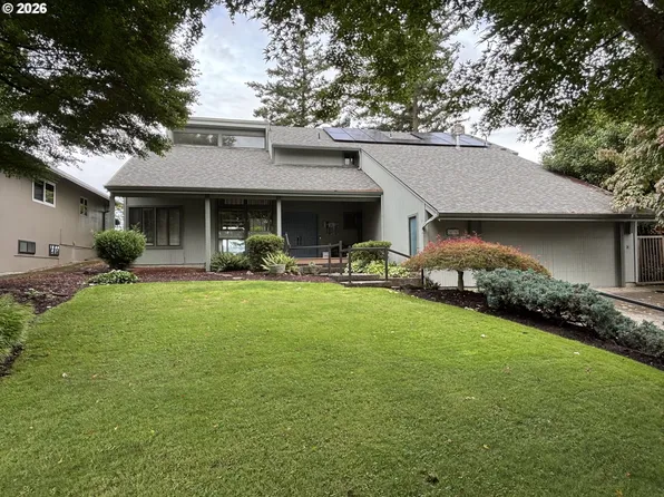 20307 NE Interlachen Ln, Fairview, OR 97024