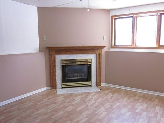 3rd image of 3400 Kuehling Dr