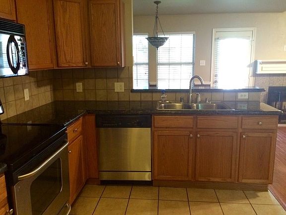 4th image of 3959 Fernando Dr