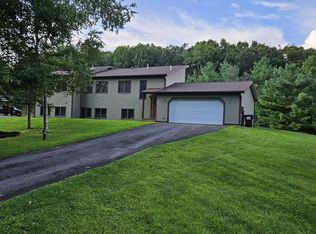 39 Garner Rd #A, Averill Park, NY 12018