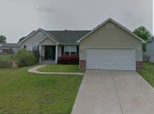 222 Niagra Dr, Wentzville, MO