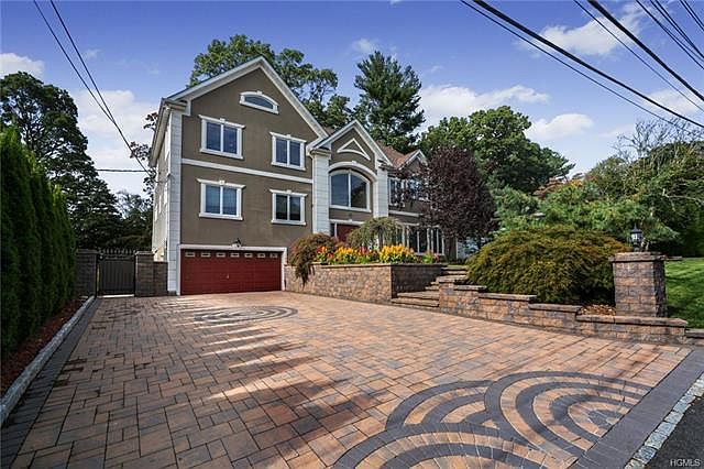 1st image of 139 Chalford Ln