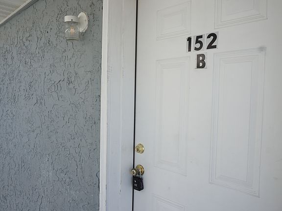 5th image of 152 S John Sims Pkwy #B