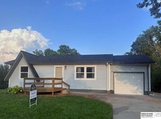 7017 S 32nd Ave, Bellevue, NE 68147