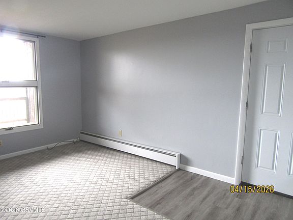 3rd image of 249 Grovania Dr