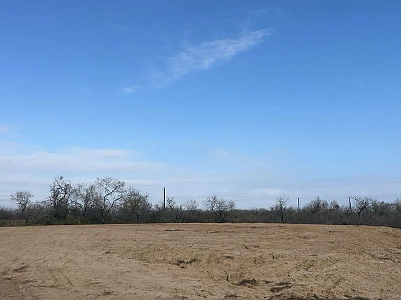 3rd image of 2471 County Road 124