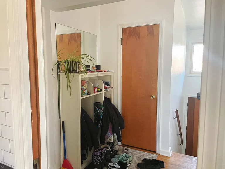 543 Ventura Ct — Photo 12