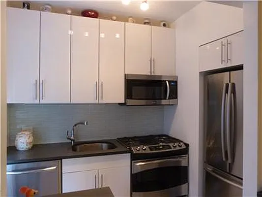 Sold by David Francis New York LLC | media 10