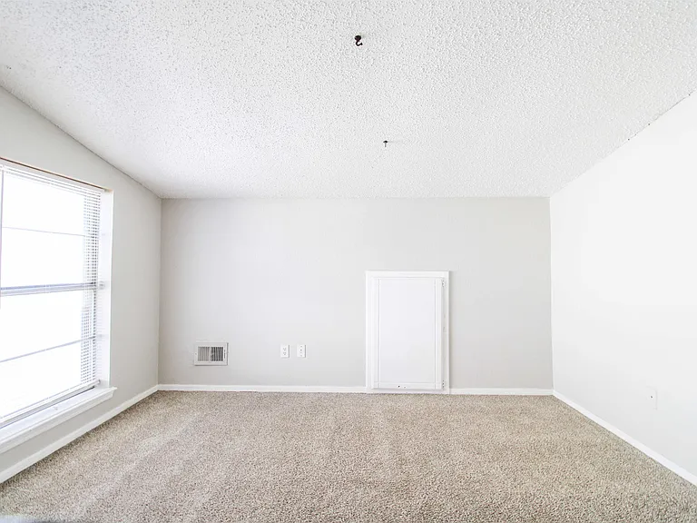 8900 N Shannon Ave — Photo 13