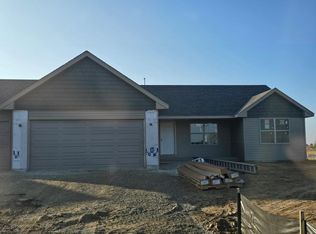 3658 Night Hawk Dr, Beloit, WI 53511