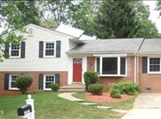 13517 Tabscott Dr, Chantilly, VA 20151
