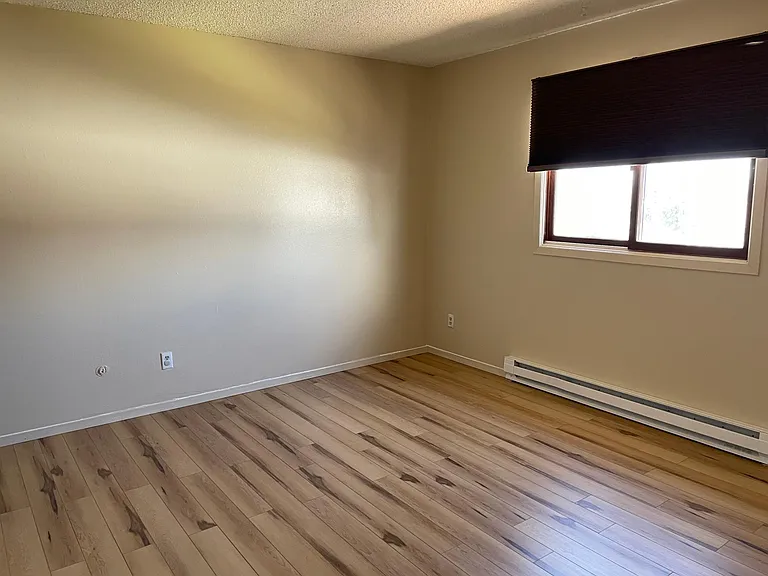 Upstairs Bedroom 2