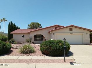 1045 N Paseo Iris, Green Valley, AZ 85614
