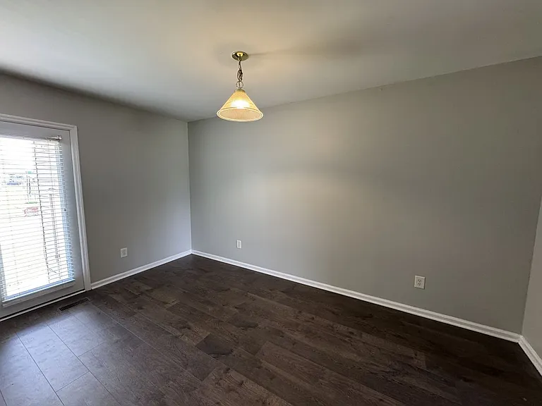 1426 1/2 Alhambra Dr — Photo 8