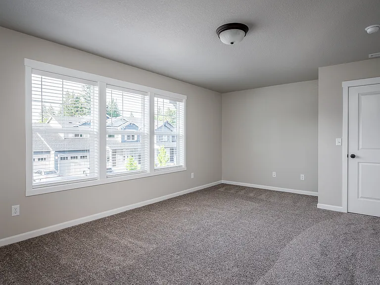 10510 NE 104th St — Photo 10
