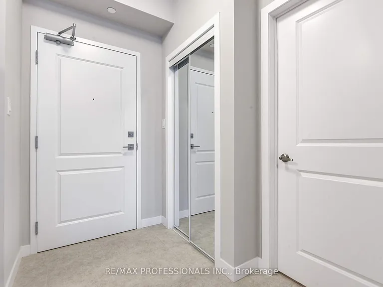 101 Shoreview Pl #124 — Photo 11