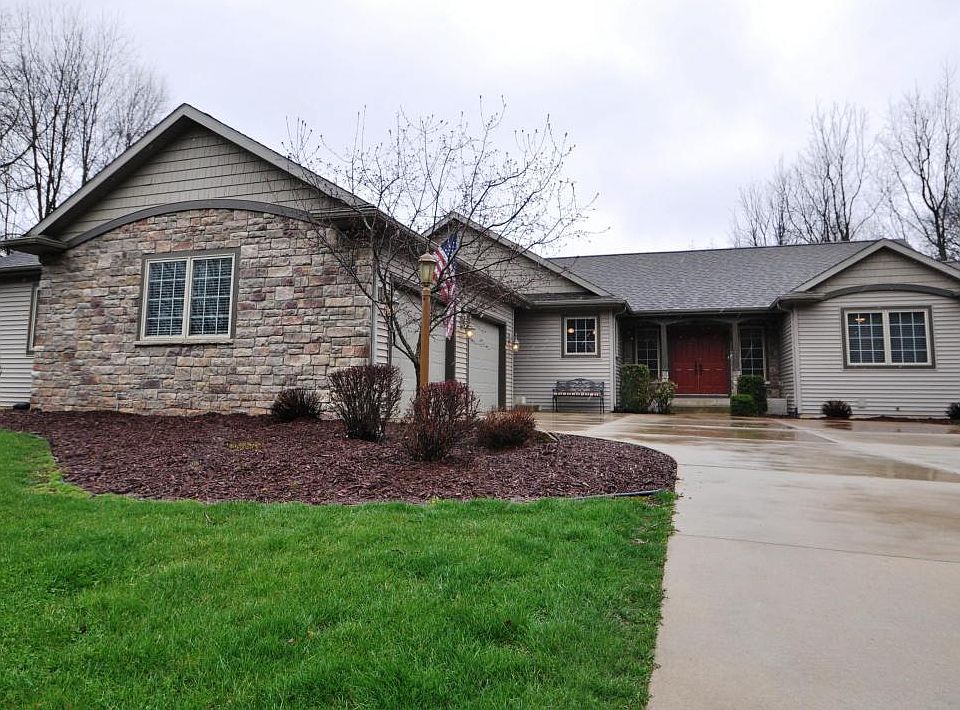 1st image of 26965 White Oak St