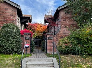 2008-A Minor Ave E, Seattle, WA 98102