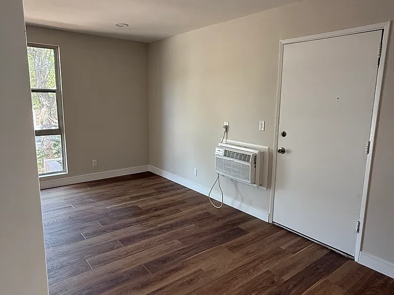 13040 Dronfield Ave #3 — Photo 5